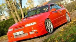 Opel Calibra - widok z przodu