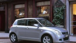 Suzuki Swift - prawy bok