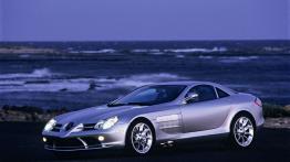 Mercedes Klasa SLR - widok z przodu