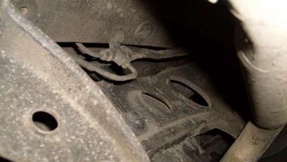 Opis techniczny Mercedes 190