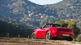 Mazda MX-5 IV (2015) - widok z tyłu