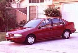 Nissan Sentra IV 1.4 86KM 63kW 1994-1998