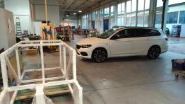 Fiat Tipo SW S-Design 1.6 Multijet 120 KM - galeria redakcyjna (1) - lewy bok