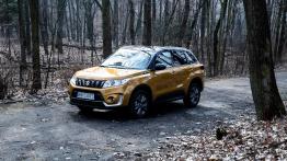 Suzuki Vitara 1.0 Boosterjet 111 KM - galeria redakcyjna (1) - lewy bok