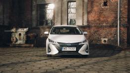Toyota Prius Plug-in - galeria redakcyjna - widok z przodu