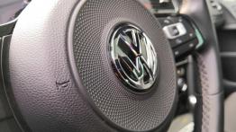 Volkswagen Golf R - galeria redakcyjna (1) - kierownica