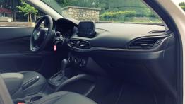 Fiat Tipo SW 1.6 Multijet 120 KM - galeria redakcyjna (1) - pełny panel przedni
