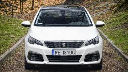 Moda na 308 nie przemija. Peugeot odkrył przepis na sukces?