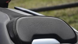 Yamaha XMAX IRON MAX – nie tylko po pizzę