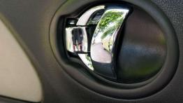 Zielony szaraczek - Nissan Micra