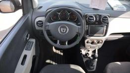 Dacia Lodgy - rodzinny autobus w niedrogim wydaniu