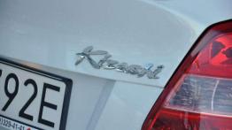 Suzuki Kizashi - próba katany