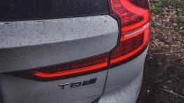Volvo V60 2.0 T8 Twin Engine 390 KM - galeria redakcyjna  - widok z ty?u