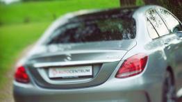 Mercedes-Benz Klasa C 450 AMG Sport - galeria redakcyjna - widok z tyłu
