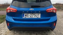 Ford Focus 1.5 Ecoboost 182 KM ST Line - galeria redakcyjna - widok z tyłu