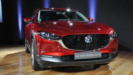 Mazda CX-30 - galeria redakcyjna - widok z przodu