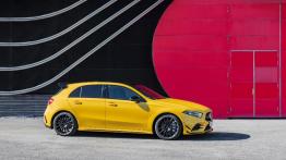 Mercedes-AMG A 35 4Matic - prawy bok