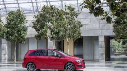 Mercedes B 250 4MATIC (W 246) Facelifting - prawy bok