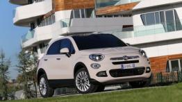 Fiat 500X Lounge (2015) - widok z przodu