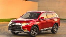 Mitsubishi Outlander III Facelifting (2016) - wersja amerykańska - widok z przodu