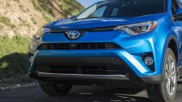 Toyota RAV4 IV Facelifting Hybrid (2016) - przód - inne ujęcie