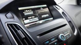 Ford Focus III Kombi Facelifting - galeria redakcyjna - ekran systemu multimedialnego
