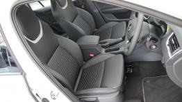 Skoda Octavia III RS - galeria redakcyjna - widok ogólny wnętrza z przodu