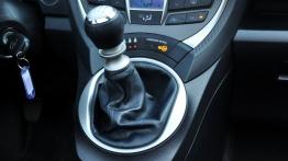 Toyota Verso-S - galeria redakcyjna - skrzynia biegów