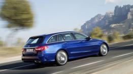 Mercedes klasy C 250 BlueTEC (2014) kombi - widok z tyłu