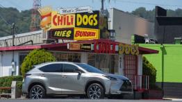 Lexus NX 200t F-Sport (2015) w Seattle - prawy bok