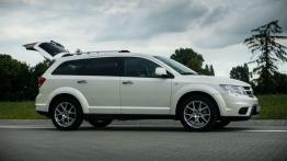 Fiat Freemont 3.6 V6 280KM - galeria redakcyjna - prawy bok