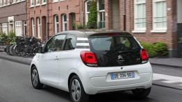 Citroen C1 II (2014) - wersja 3-drzwiowa - widok z tyłu