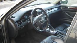 Audi Allroad C5 - galeria społeczności - widok ogólny wnętrza z przodu