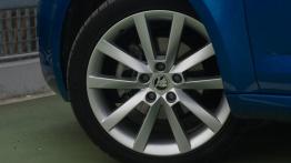 Skoda Octavia III Liftback 2.0 TDI - galeria redakcyjna - koło