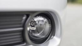 Nissan Almera 2013 - zderzak przedni