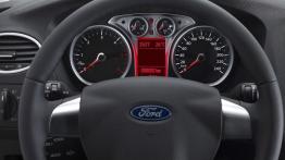 Ford Focus 2008 - deska rozdzielcza