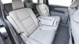 Honda Odyssey 2010 - tylna kanapa