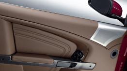 Aston Martin DBS Volante - drzwi kierowcy od wewnątrz