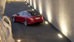 Mercedes klasa C Coupe 2012 - widok z tyłu