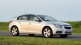 Chevrolet Cruze hatchback ECO-TEC - prawy bok
