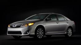 Toyota Camry Hybrid 2012 - widok z przodu