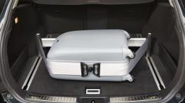 Toyota Avensis III kombi Facelifting - bagażnik, akcesoria