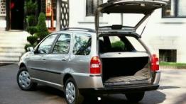 Fiat Palio Weekend - tył - bagażnik otwarty