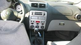 Alfa Romeo 147 1.9 JTD 16V Multijet - pełny panel przedni