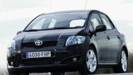 Toyota Auris - widok z przodu