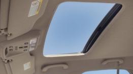 Ford Crown Victoria 2006 - szyberdach od wewnątrz