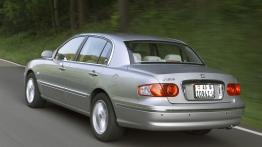 Kia Opirus 2003 - widok z tyłu