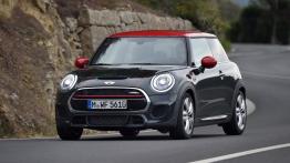 Mini John Cooper Works 2015 - widok z przodu