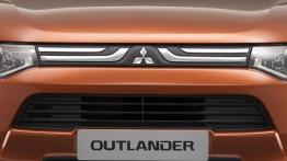 Mitsubishi Outlander III - grill
