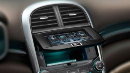 Chevrolet Malibu 2013 - radio/cd / panel lcd